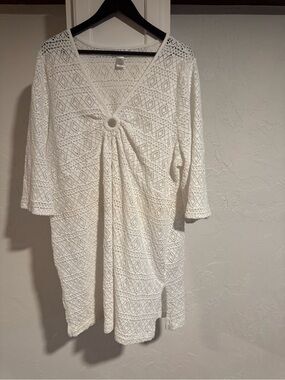 Crochet Knit V-Neck Tunic with Ring Detail - White women’s  3x